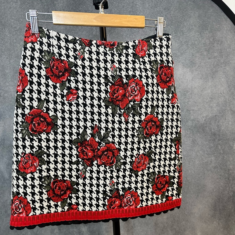Vintage Sara Campbell rose skirt